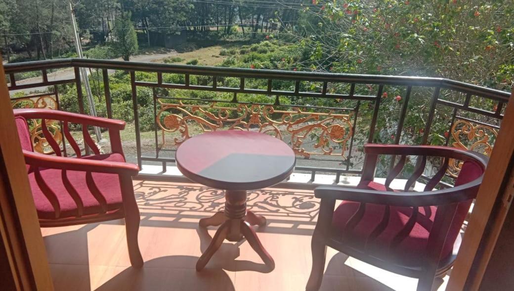 Valley View Resort 乌提 外观 照片